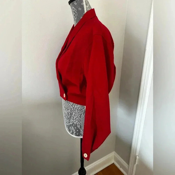 VTG 80’s/90’s Bergdorf Goodman 100% Wool Cropped Red Blazer. Buttoned. Size: S. - Picture 5 of 14